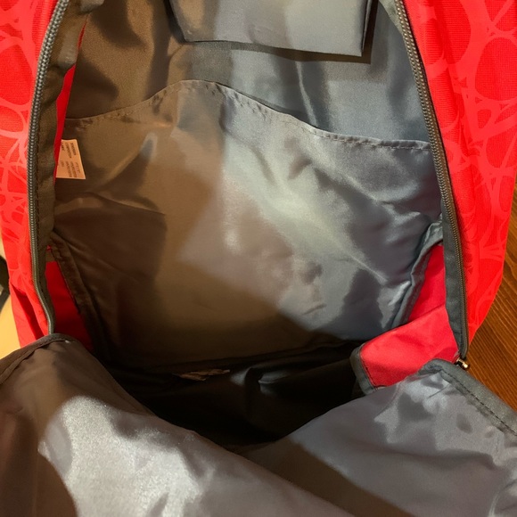 New North Peak Prodigy Series Backpack, Red & Gray - Picture 2 of 6